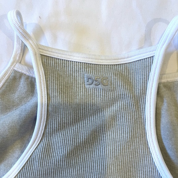 DSG Ribbed Workout Tank - Picture 3 of 4